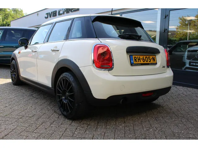 MINI One Mini 1.2 Business 2016 Benzine 7