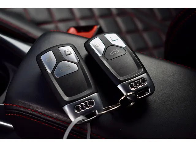 Audi TTS Roadster Quattro Competition 2021 Benzine 34