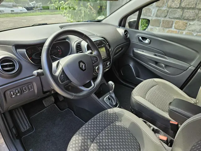 Renault Captur 1.2 TCe Limited Automaat 2018 Benzine 14