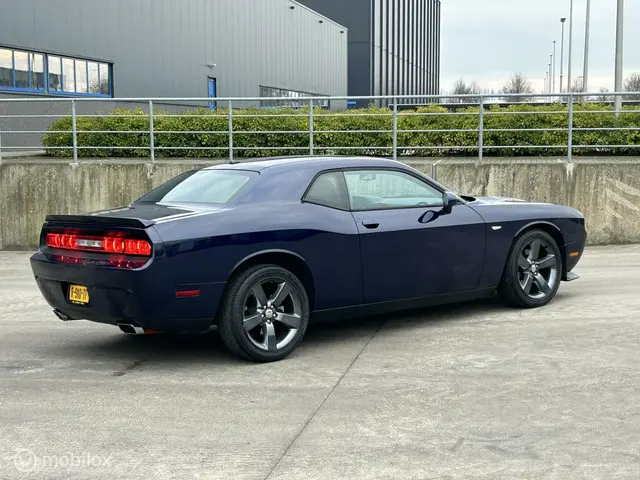 Dodge Challenger 3.6 coupe 2013 Benzine 6