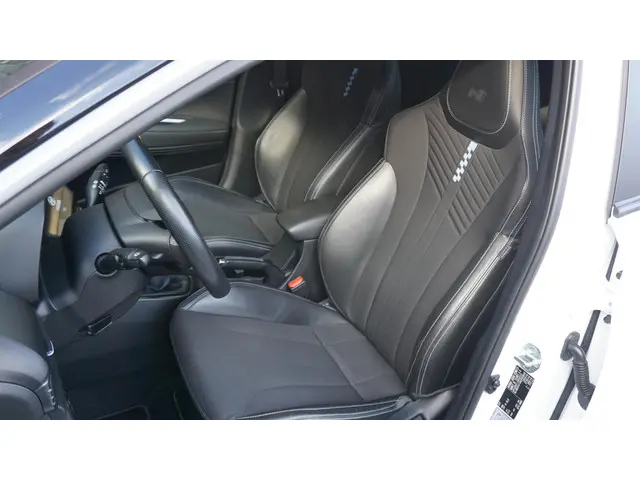 Hyundai i20 1.6 N-Performance 231pk & 378nm 2021 Benzine 8