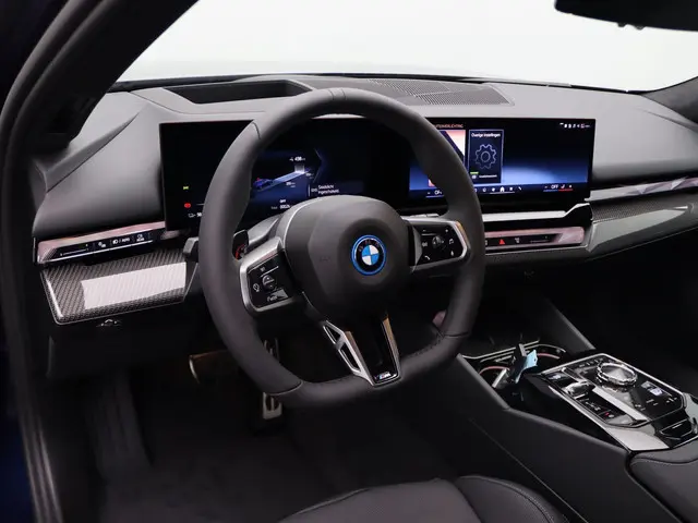 BMW i5 Touring eDrive40 2025 Elektrisch 10