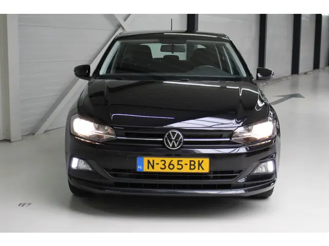 Volkswagen Polo 1.0 TSI Comfortline 2021 Benzine 7