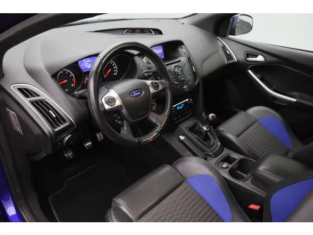 Ford Focus 2.0 EcoBoost ST-2 2012 Benzine 6