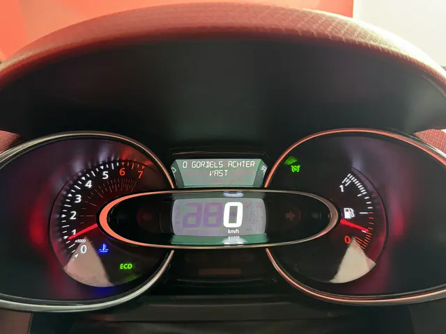 Renault Clio Estate 1.2 TCe Intens 2016 Benzine 34