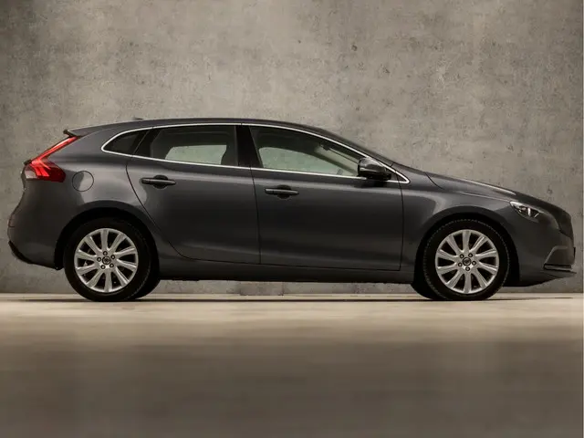 Volvo V40 1.6 D2 Sport 2013 Diesel 4