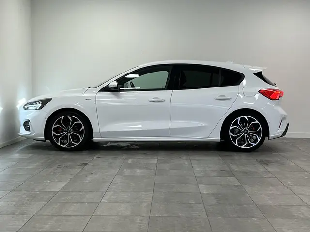 Ford Focus 1.5 EcoBoost 182pk ST Line 2020 Benzine 7