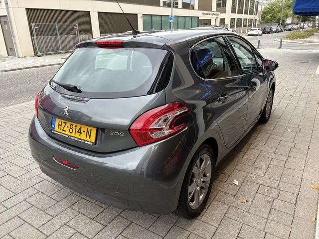 Peugeot 208 1.2 VTi Allure 2014 Benzine 5