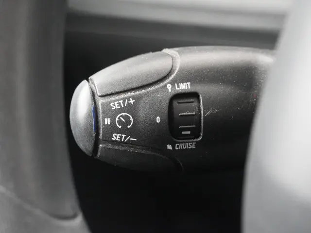 Peugeot 208 1.2 PureTech Blue Lion 2016 Benzine 17