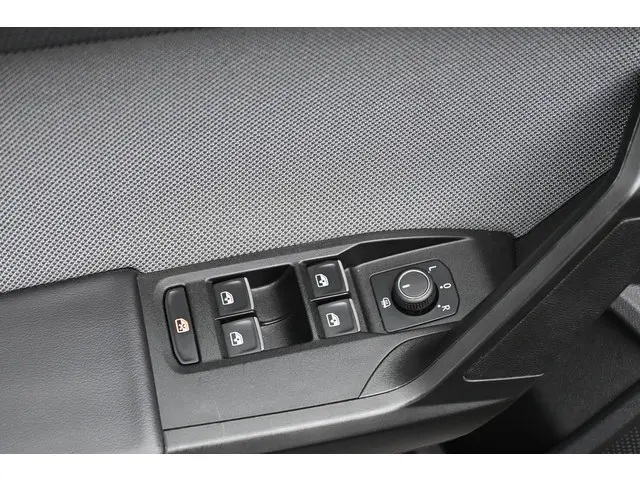 SEAT Leon 1.0 TSI Style Business Intense 2021 Benzine 28
