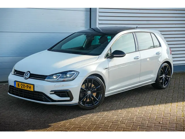 Volkswagen Golf 2.0 TSI 4Motion R 2017 Benzine 29