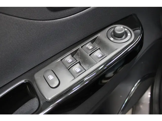 Renault Captur 1.2 TCe Dynamique Automaat 2013 Benzine 22