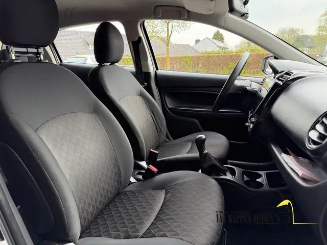 Mitsubishi Space Star 1.2 Entry / apk 4-2028 2022 Benzine 8