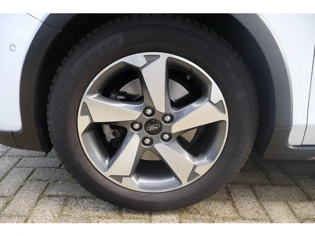 Ford Focus Wagon 1.0 Active Business 2021 Benzine 28