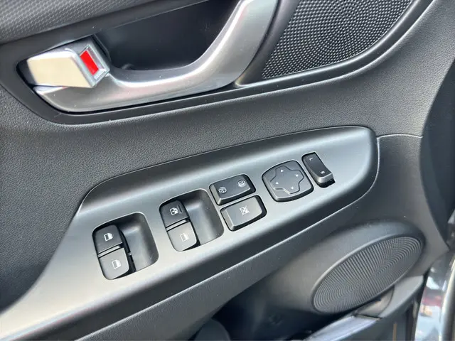 Hyundai Kona EV Comfort 64 kWh 2022 Elektrisch 15