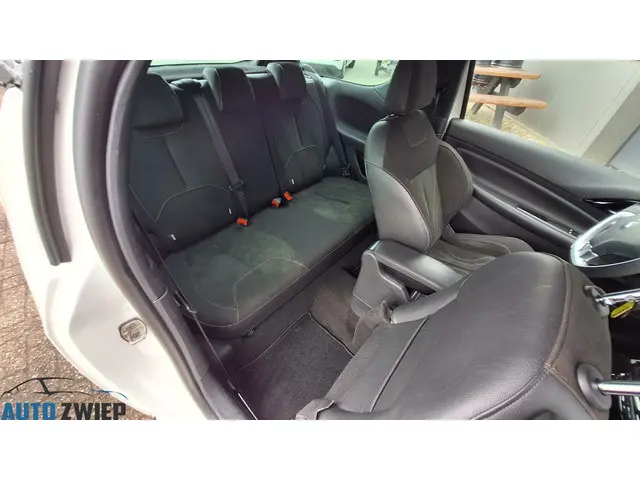 DS DS 3 1.2 PureTech So Chic 2017 Benzine 12