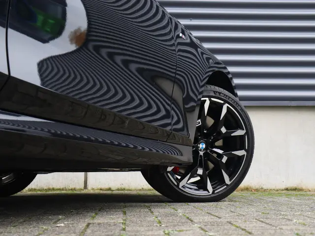 BMW 3 Serie Touring 330e 2025 Hybride Benzine 7