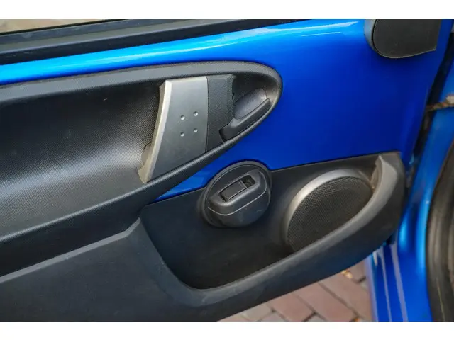 Toyota Aygo 1.0 VVT-i Now 2014 Benzine 14