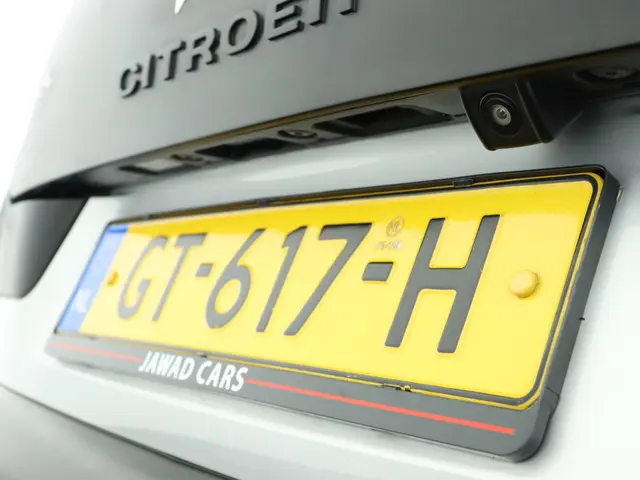 Citroën C4 Cactus 1.2 PureTech Business 2015 Benzine 33