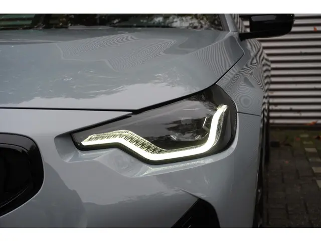 BMW 2 Serie Coupé M240i xDrive 2022 Benzine 21