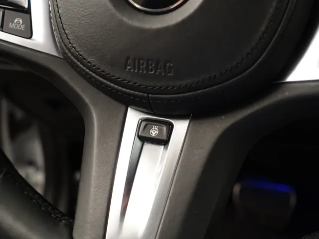 BMW 3 Serie 320i xDrive M Sport Edition- 2019 Benzine 20