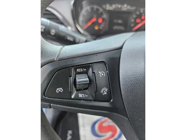 Opel KARL 1.0 Rocks Online Edition 2017 Benzine 17