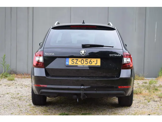 Škoda Octavia Combi 1.5 TSI Greentech Style 2018 Benzine 3