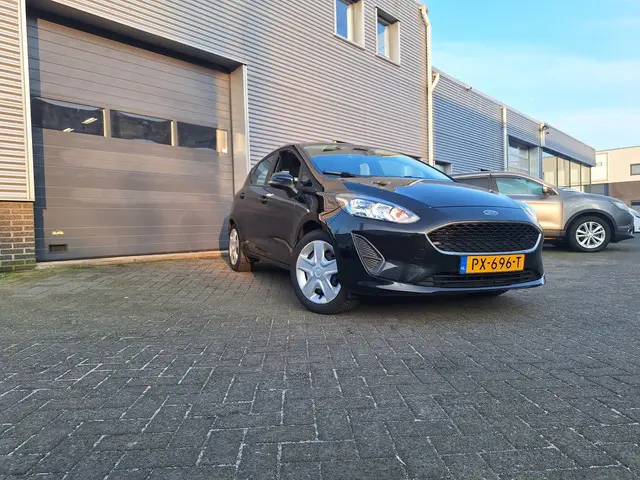 Ford Fiesta 1.1 Trend Navigatie*Nieuwe Model 2017 Benzine 2