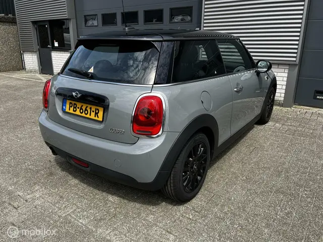 MINI Cooper Mini 1.5 NAVI/CRUISE/PDC 2017 Benzine 14