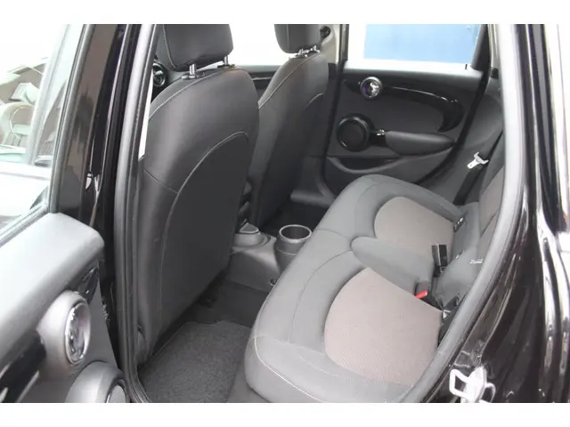 MINI One Mini 1.5 Business Plus Automaat 2019 Benzine 11