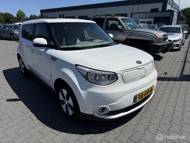 Kia e-Soul EV ExecutiveLine 27 kWh 2015 Elektrisch