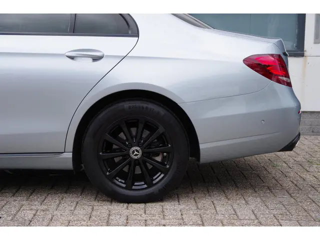 Mercedes-Benz E-Klasse 200 Prestige 2017 Benzine 35