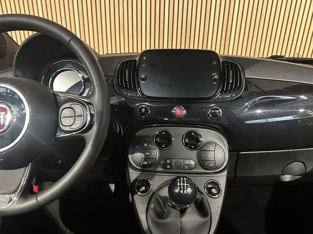 Fiat 500 1.0 Hybrid Dolcevita 2023 Benzine 12