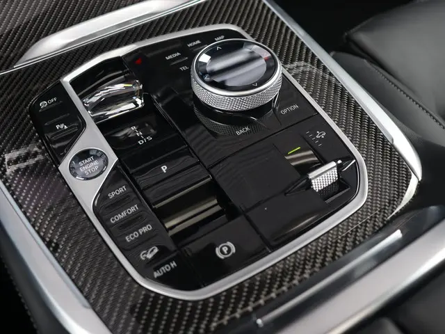 BMW X7 xDrive40i 2025 Benzine 22