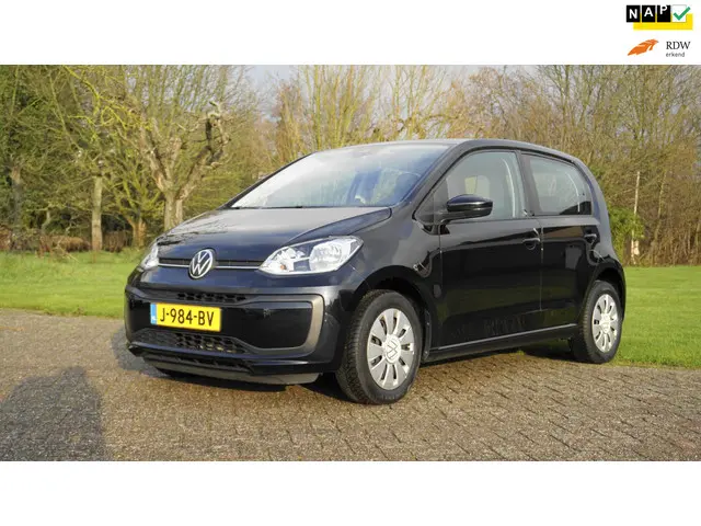 Volkswagen up! 1.0 BMT move up! 5 drs Airco 2020 Benzine