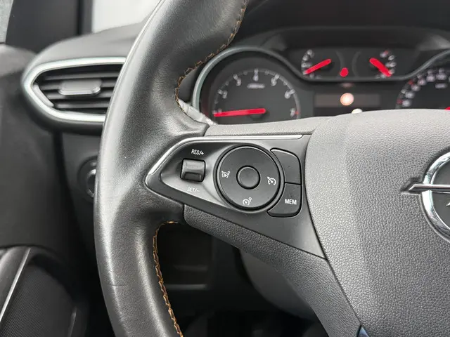 Opel Crossland X 1.2 Turbo Innovation 2019 Benzine 18