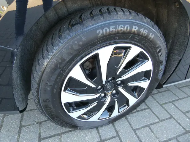 Ford Focus Wagon HELAAS VERKOCHT!!! 2022 Benzine 23