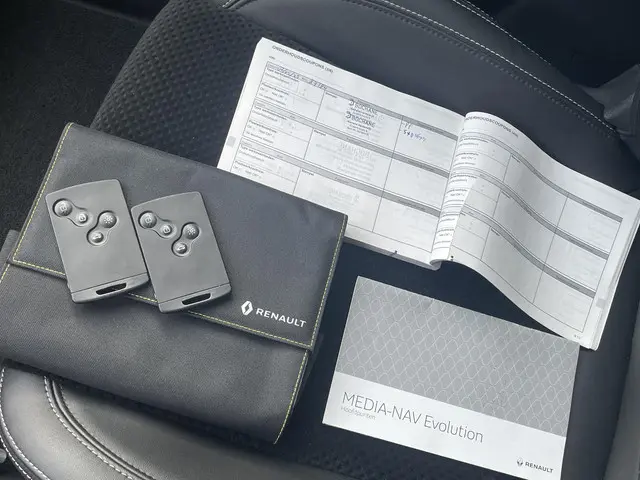 Renault Clio Estate 0.9 TCe Intens 2018 Benzine 11