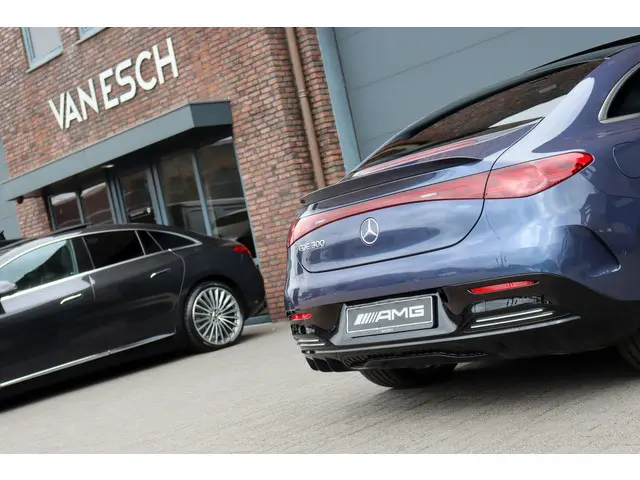 Mercedes-Benz EQE 300 AMG Line 90 kWh | 2025 Elektrisch 21