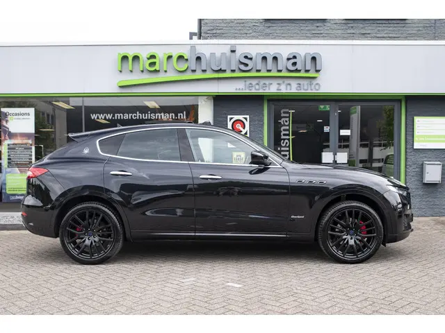 Maserati Levante 3
