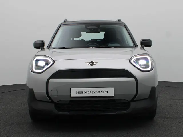 MINI Aceman E 2025 Elektrisch 3