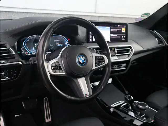 BMW X3 xDrive30e M-Sport 2022 Hybride Benzine 33