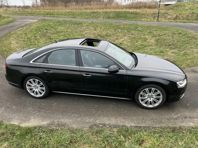 Audi A8 3.0 TDI quattro Pro Line+ 2015 Diesel 12
