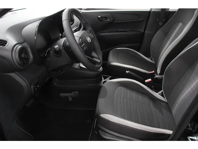 Hyundai i10 1.0 Automaat Comfort 5-zits 2024 Benzine 8