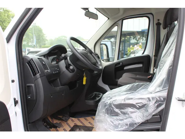 Opel Movano Chassis cabine 2.2D 165 pk L3 3.5t 2023 Diesel 7