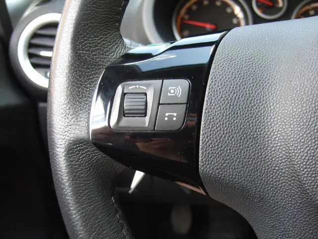 Opel Corsa 1.4-16V Cosmo - Navigatie - 2013 Benzine 10