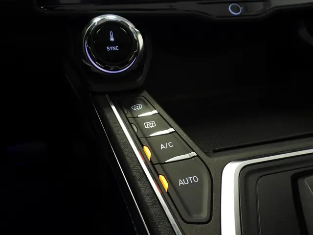 Lynk & Co 01 1.5 PHEV BlackLine 2023 Hybride Benzine 6