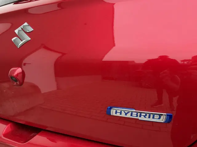 Suzuki Swift 1.2 Select Smart Hybrid 2025 Benzine 29