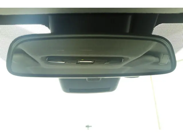 Toyota Yaris 1.5 Hybrid Active 2023 Hybride Benzine 32