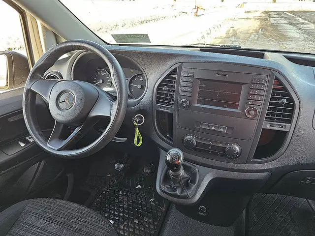 Mercedes-Benz Vito 110 2020 Diesel 8